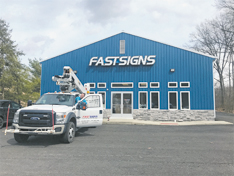 FASTSIGNS finances new facility construction